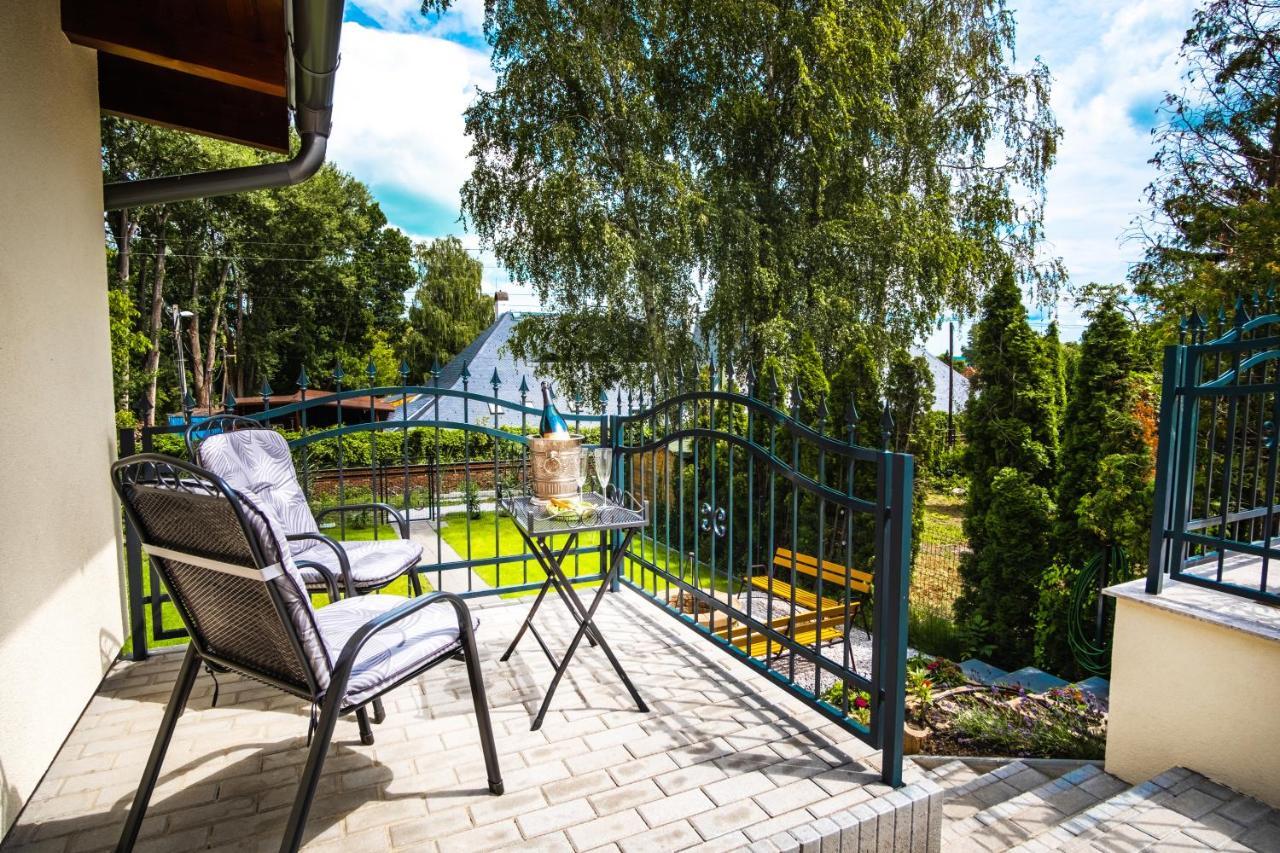 Kiss-Henezi Guest House Keszthely Exterior photo