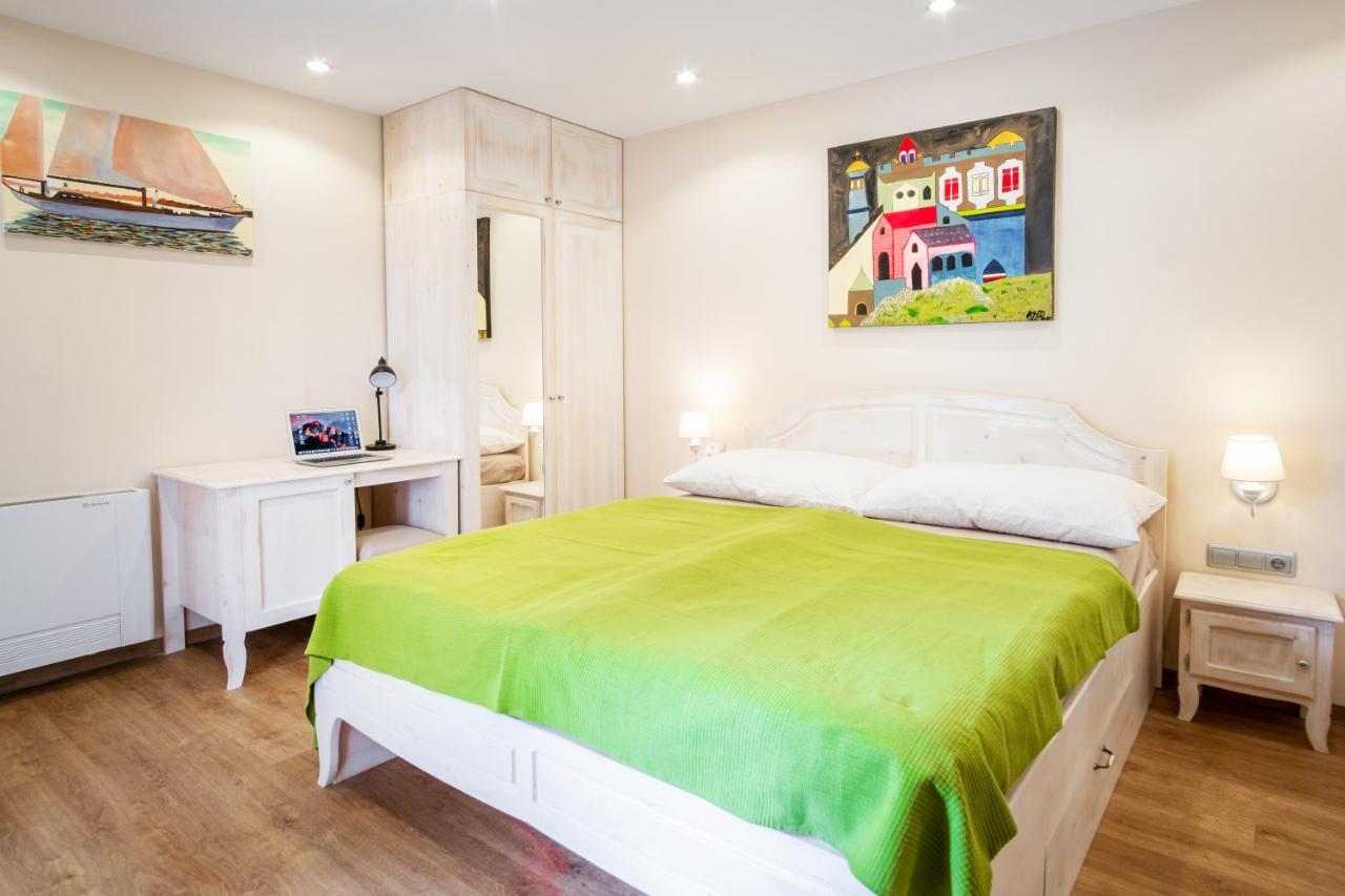 Kiss-Henezi Guest House Keszthely Exterior photo